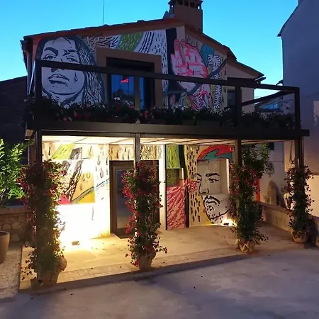 Daire - Terrazza Sul Tramonto Del Silenzio