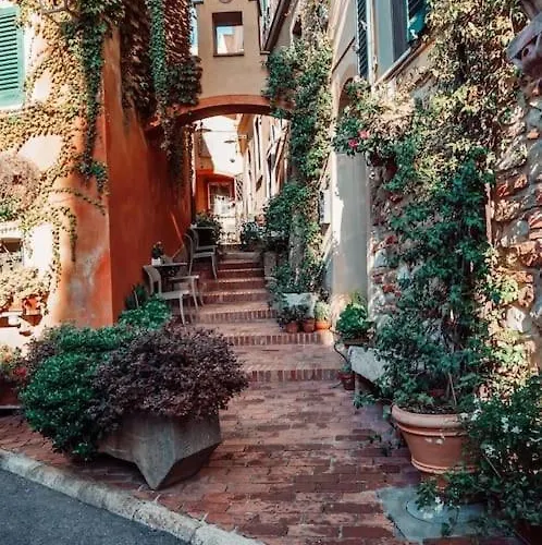- Terrazza Sul Tramonto Del Silenzio Apartamento *